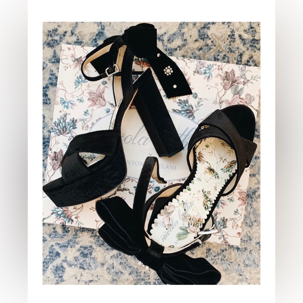Nicola Bathie x Antonio Melani Black Bow Platform Heels: NEVER WORN